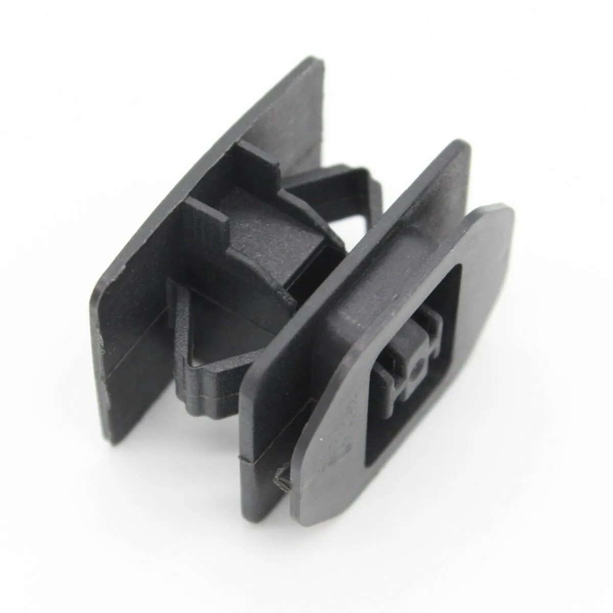 

Rocker Panel Moulding Clips 6G1Z5410182A, 10pcs Pack, Black Nylon Material, Designed for Ford 500 2005 and Above