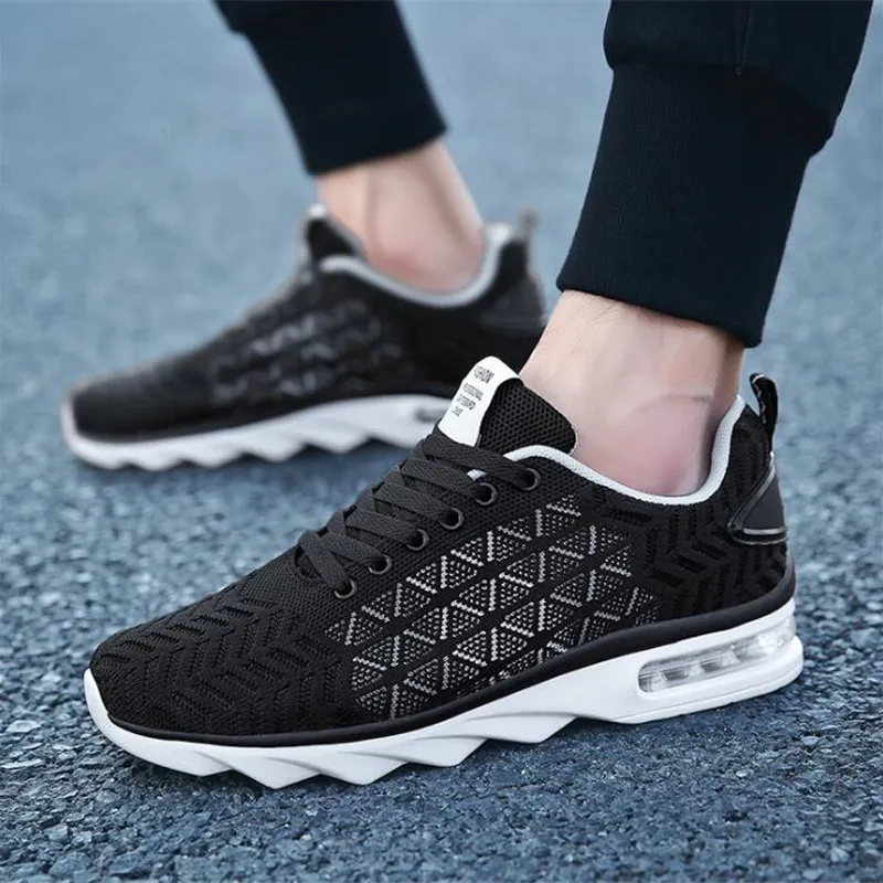 Новые кроссовки Мужская обувь модная легкая сетка Для мужчин повседневная обувь на шнуровке; переплетения сетчатый, дышащий, спортивный обувь с волнообразным краем; zapatos de hombre