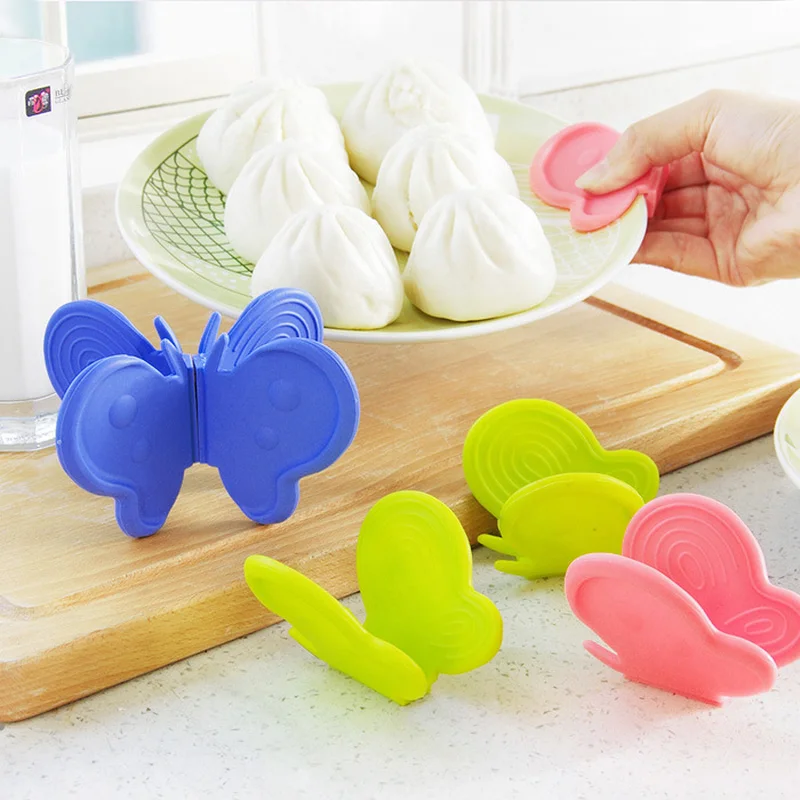 

2pcs Newest Adorable Butterfly Silicone Anti-Scald Device Kitchen Tool Gadget Random Color