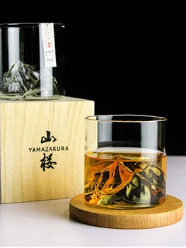 

Creative Iceberg Design Whiskey Glass Bottom Raised Ice Mountain Rock Whisky Tumbler Gift Package Liquor Short Glasses Wine Cup