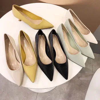 

Flat shoes women's 2020 season all-match French pointed small single shoes