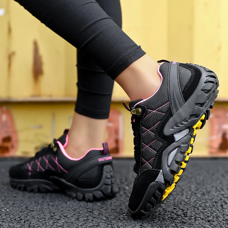 STS Women's Outdoor Hiking Flats Shoes Hiking Shoes Women Suede Waterproof Keep Warm Anti-Slip Climbing Mountain Flat Sneakers