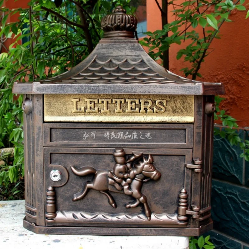 C European villa community mailbox retro lock letter box outdoor letter box wall waterproof rain home creative post LB92714 - Цвет: C
