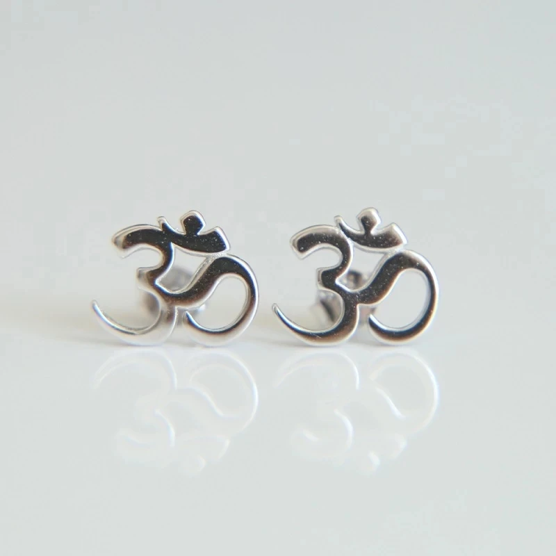 2022 Hot Sale Fine 925 Sterling Silver Cute Girl Yoga Om Ohm Sign CZ Stud Earring For Elephant Women Fashion Jewelry Party Gift