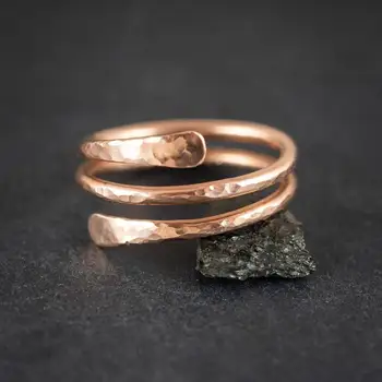 

Circle Overlap Copper Ring Hand Hammered Artificial Adjustable Retro Punk Street Unique Jewelry Minimalist Ring for Male Female