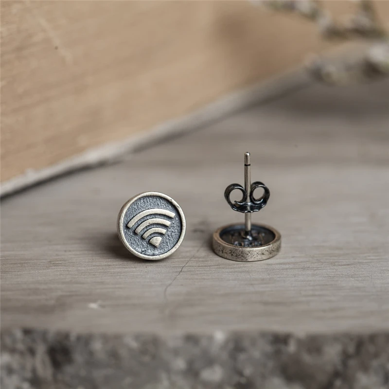 "La Connexion" wifi earrings