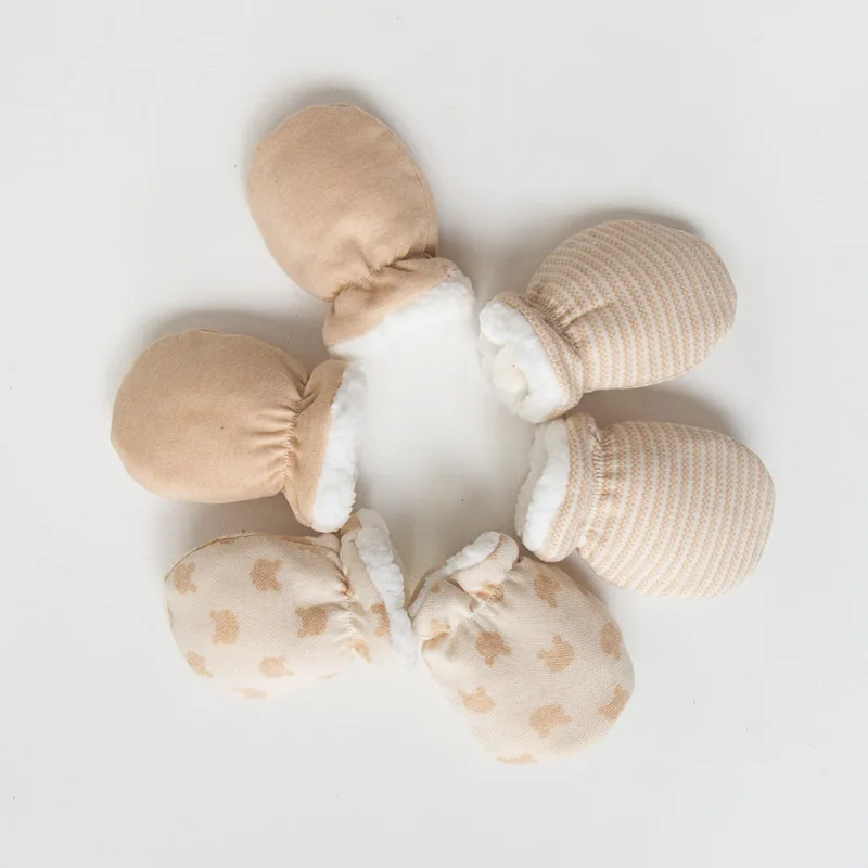 Newborn Gloves Winter Baby Anti-Grab Mittens Full Finger Boys Girls Thicken Warmer Fleece Gloves Toddler Infant Mittens 11*8 CM Children's Finger Toothbrush
