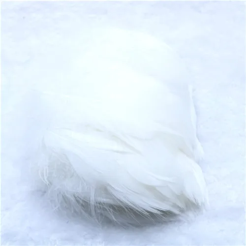 100 шт./пакет натуральный гусиных перьев шлейфы на возраст от 6 до 12 лет см красочные Лебедь перо шлейф для украшения дома, сделай сам, ювелирное изделие украшение - Цвет: White