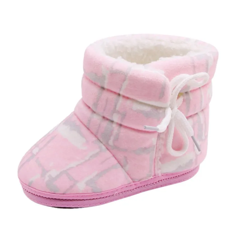 Пинетки для новорожденных с принтом; модные зимние ботинки для малышей; обувь для девочек и мальчиков; удобные теплые ботинки на меху