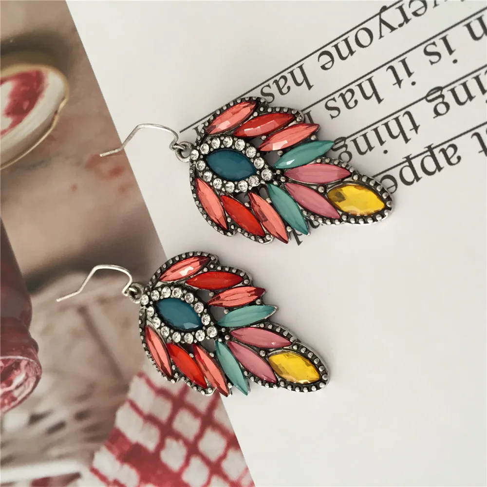 

2020 New Trend Classic Red Mint Jewel Tone Leaf Shape Drop Earrings For Women Girl Lady Gift Statement Jewelry