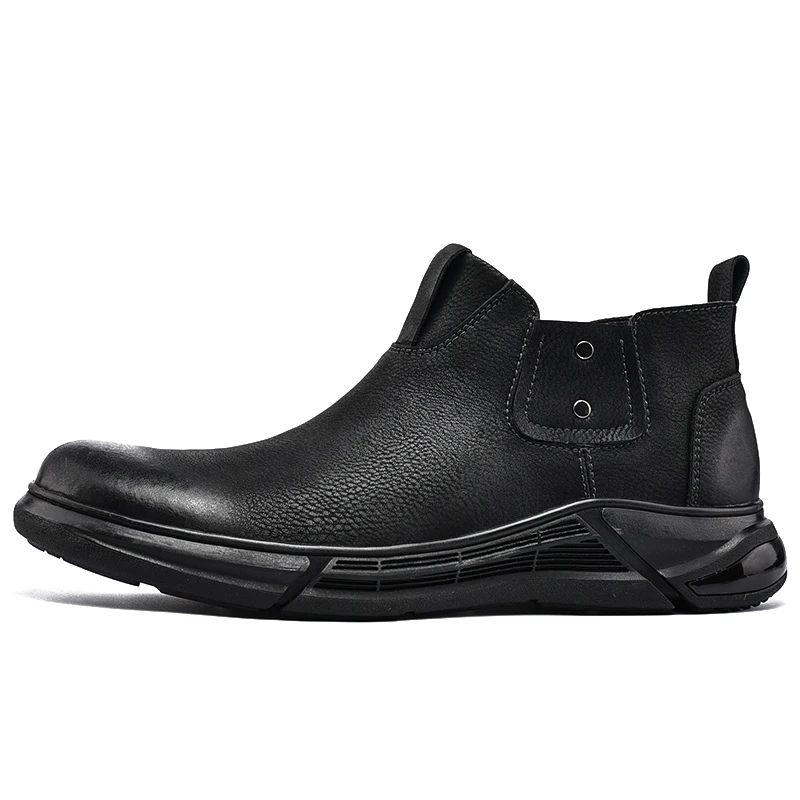 

FALL/WINTER 2020, new casual fashion with comfortable, versatile Martin boots