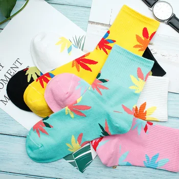

Fashion comfortable high quality cotton socks casual Long Happy Maple Leaf sokken Cotton Weed Grass White Black Socken