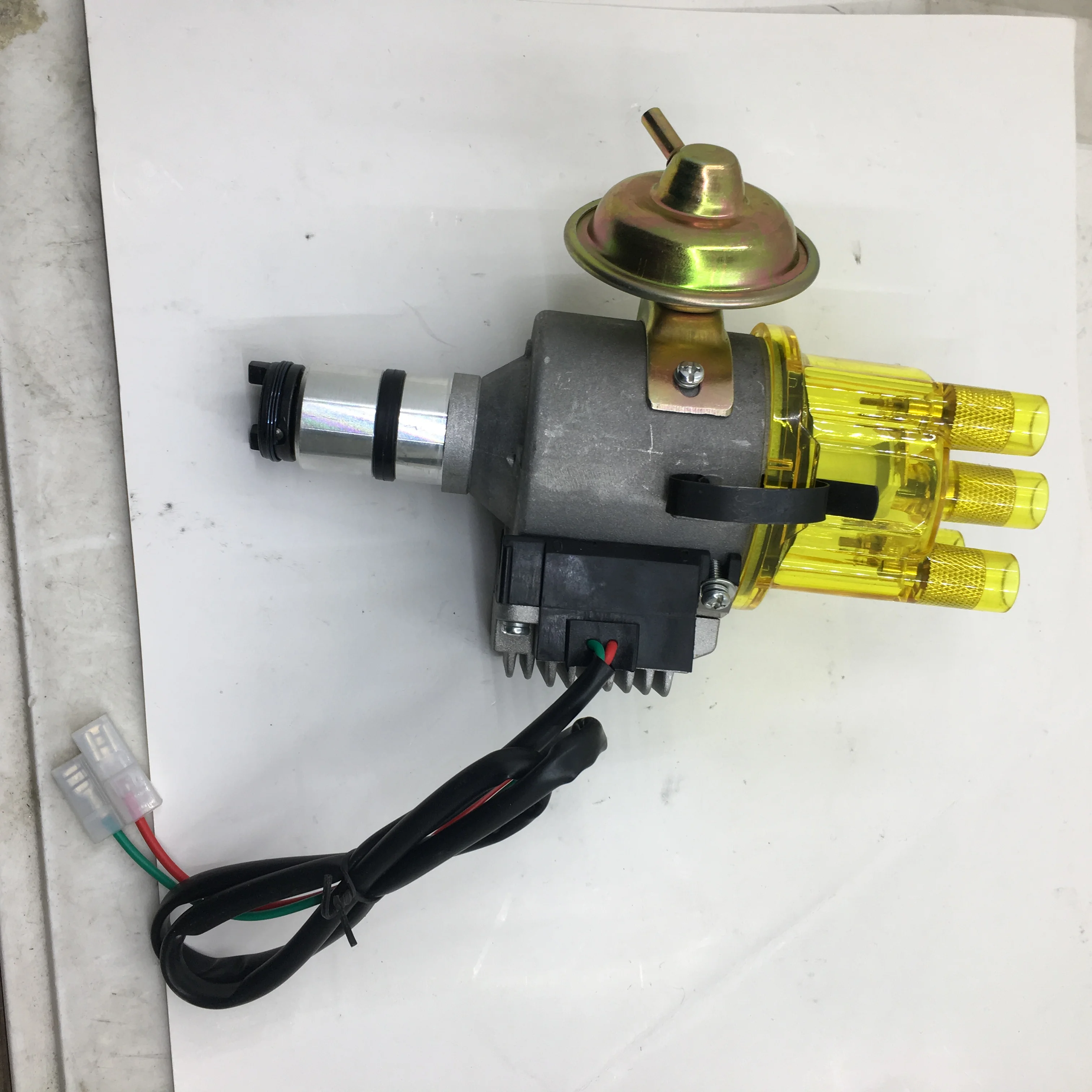 

SherryBerg complete distributor for Empi 9437 Electronic All-in-One Vacuum Advance Distributor for VW Aircooled Engine gold cap