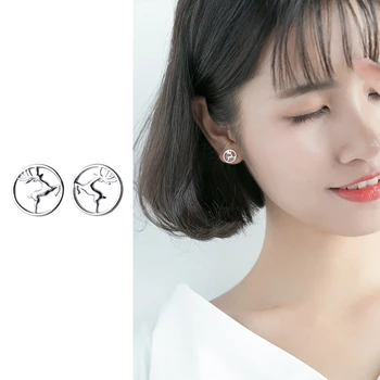 

Mocanie Classic 925 Sterling Silver Cute Elk Pattern Geometric Round Circle Stud Earring for Women Girl Fine Jewelry Accessories