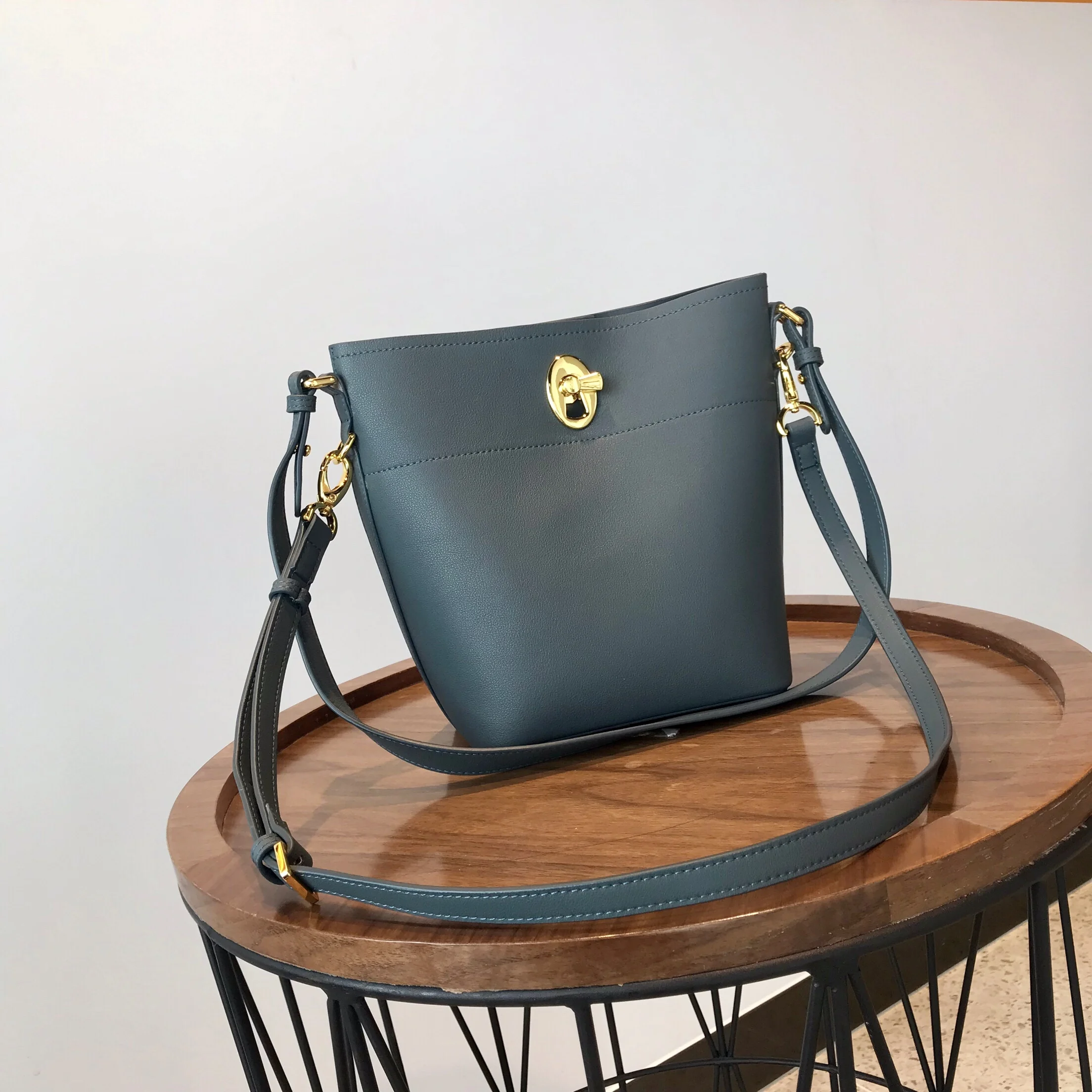 

Kafunila bucket bag female genuine leather luxury handbags women bags designer famous brand crossbody shoulder tote bags bolsa