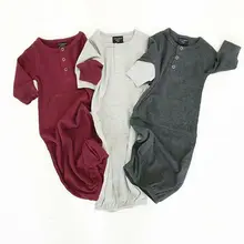 Хлопковые спальные мешки для маленьких мальчиков и девочек, плотное одеяло облегающее платье с длинными рукавами для новорожденных детей 0-6 месяцев