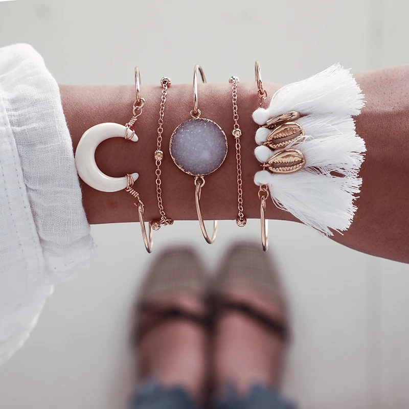 

Tocona 5pcs/sets Moon Statement Bracelet Summer Charms Tassel Stone Beach Shell Chain Bangles Women Summer Jewelry 8453