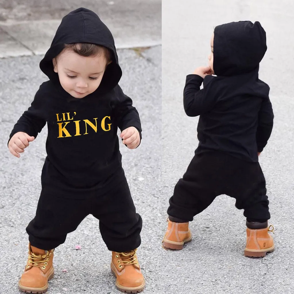 Комплект одежды футболка с капюшоном и надписью для маленьких мальчиков топы+ камуфляжные штаны, комплект одежды, спортивный костюм, спортивная одежда для малышей