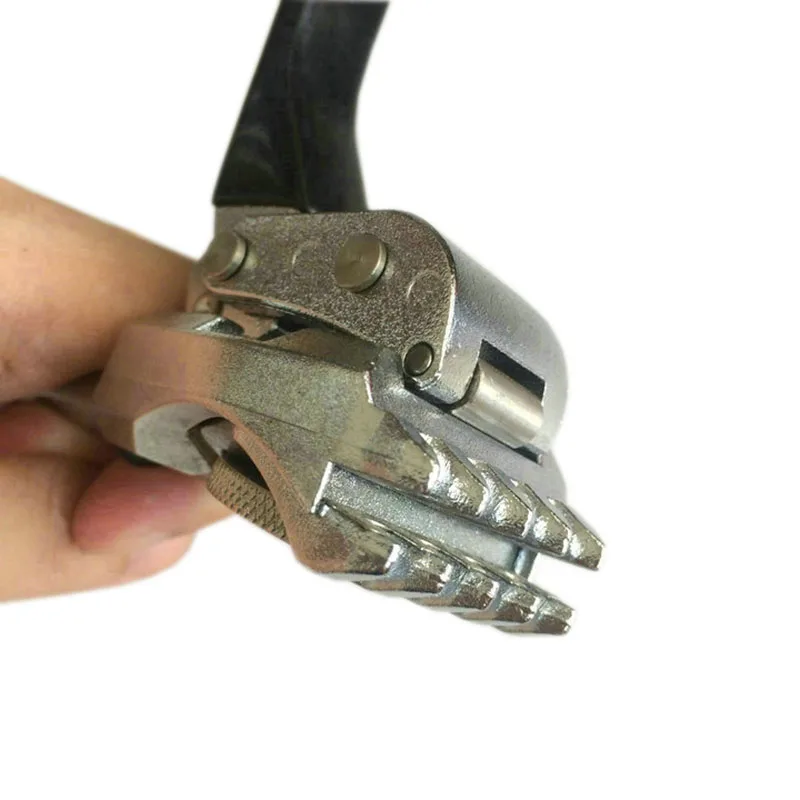 テニス　クランプ　1個 Amazon | Bewinner バドミントンストリングクランプ 滑り止め