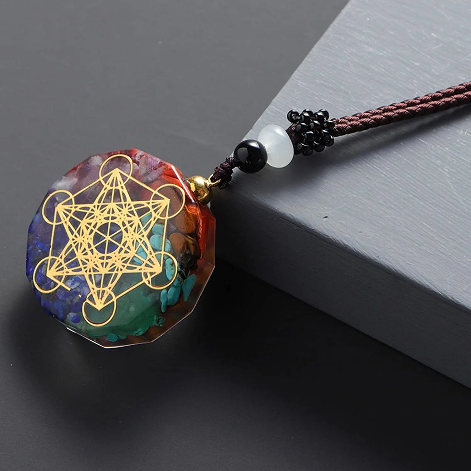 Amulette de protection  Comment la choisir, l'acheter et l'utiliser –  Natural Mystic Orgonites Artisanales
