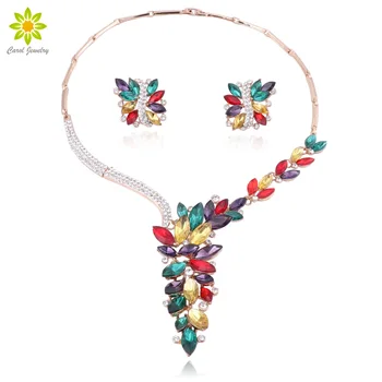

Elegant Gold Color Alloy Jewelry Set/Female Crystal Flower Necklace Jewelry With Fancy Earrings 2020 New Fashion