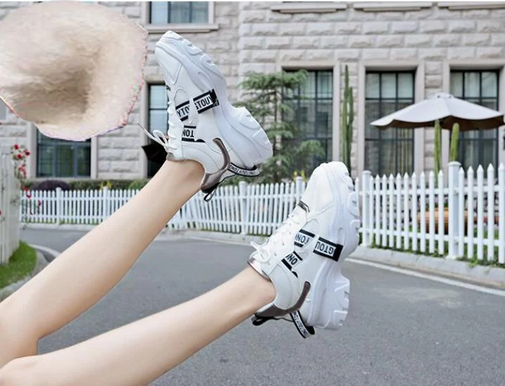 White plus cotton Г., новые весенние кожаные женские кроссовки на платформе модные женские туфли на плоской толстой подошве женская обувь для папы - Цвет: White plus cotton