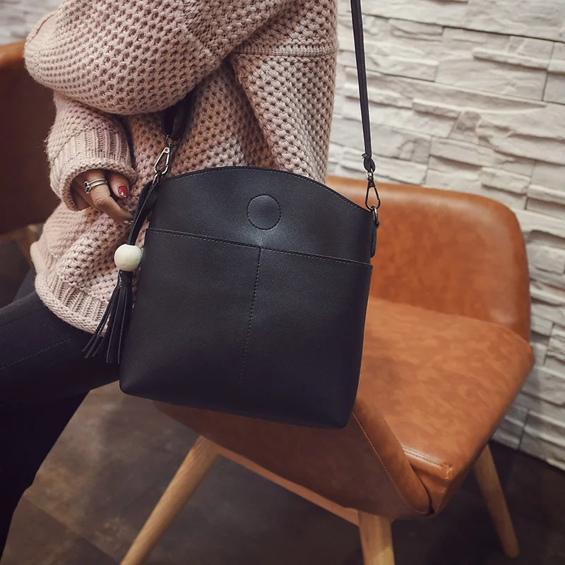 

2017 New Style Double Bib Wooden Bead Tassels Single-shoulder Bag for Women Versitile Fashion Simple Shoulder Fashion WOMEN'S Ba