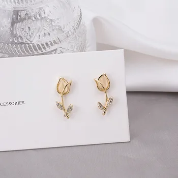 

2020 Cute Gold Tulip Opal Long Earrings for Women Female Geometric Wedding Pendant Earrings Fashion Korean Jewelry Earrings