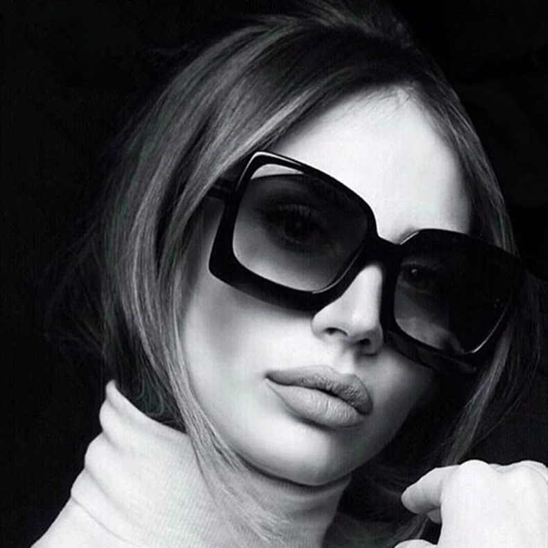 New Fashion Women's Sunglasses 2021 trend Square Sunglasses Female Designer Vintage Retro Sun Glasses For Women Gradient Classic (18)