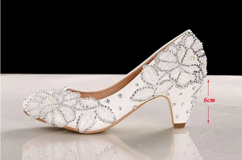 

Handmade White Flower Middle Heel Shoes Bridesmaid Shoes Genuine Leather Wedding Bridal Shoes Popular Formal Shoes