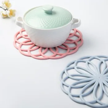 

Japanese Style Coaster Insulation Mat Scald Preventing Met Household Dining Table Cushion Waterproof Oil Resistant Placemat Pot