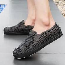 Летняя Новинка; Стильная мужская пляжная пористая обувь; открытые сандалии с закрытым носком; дышащая Нескользящая Повседневная модная обувь