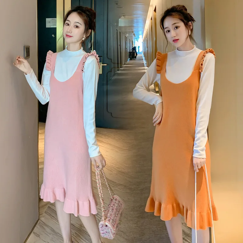 

Photo Shoot 2019 Autumn And Winter Maternity Clothes Sweet Frilled Fishtail Knitted Slip Dress + White Sweater Two Pieces