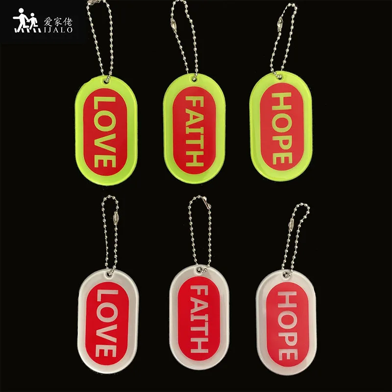 Llavero reflectante para caminar por la noche, colgante bolso de amor, regalo de vacaciones creativo, señal de fe, para caminar, tráfico seguro