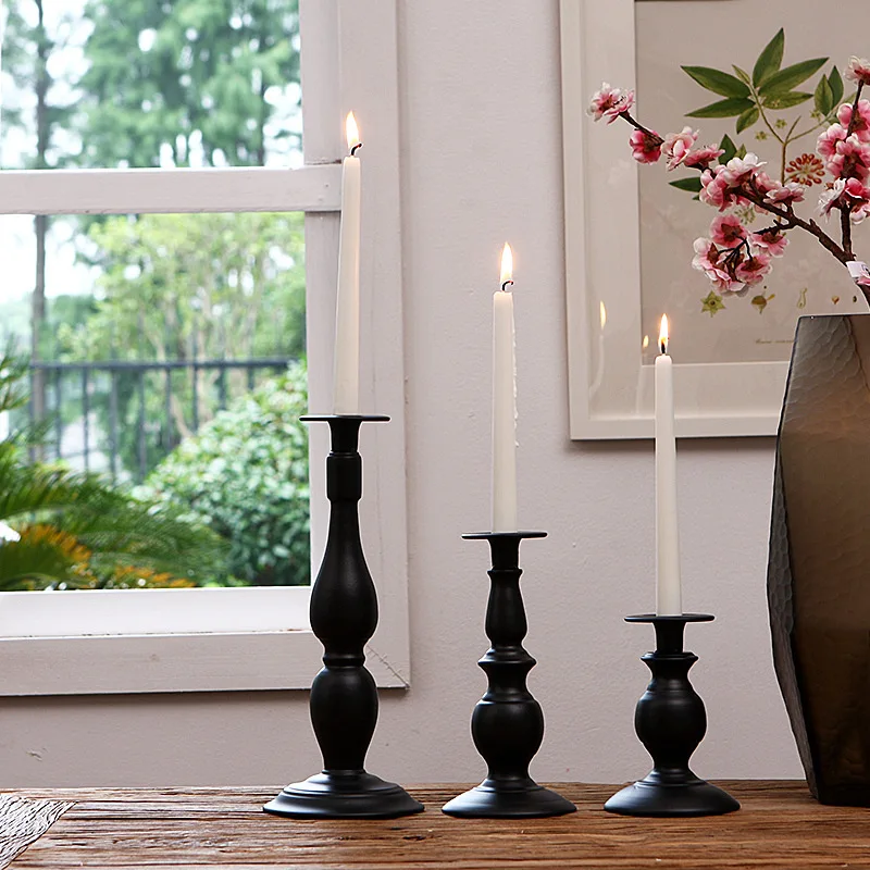 

European Style Classical Black And White with Pattern Single-head Wedding Iron Art Candle Romantic Decorations Candlelight Dinne