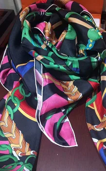 

2020 new arrival autumn winter chain pattern print 140*140 cm big square scarf 100% silk twill shawl wrap lady women gift
