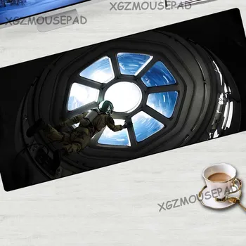 

XGZ Cosmic Landscape Large Mouse Pad Black Lock Edge Astronaut Space Station Computer Desk Mat Non-slip Rubber Stripe