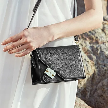 

Spring and Summer Women's Bags New li zhi wen Fashion Crossbody/Shoulder Bag New Packet Square Sling Bag