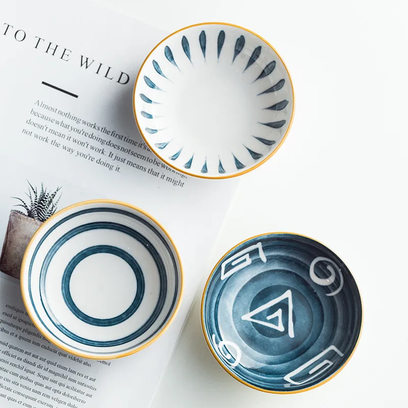 Kitchen Ceramic Dish Assorted Seasoning Mini Plate Dipping Sauce Vinegar Bowl Japanese Creative Tableware Home Dish Dinner Plate