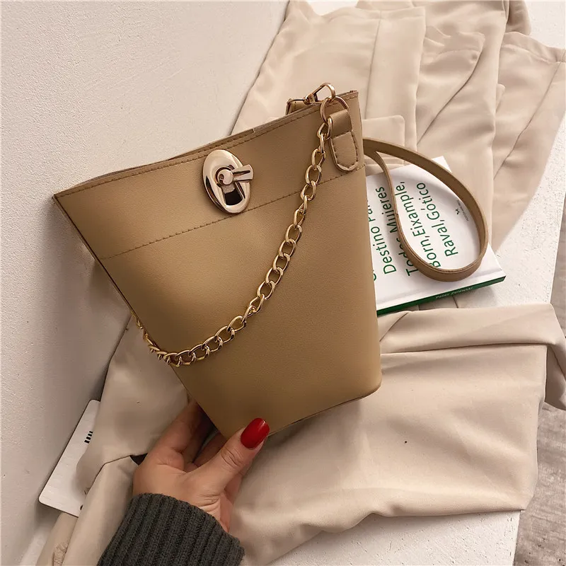 

2020 New Style WOMEN'S Bag Fashion Fashion Korean-style Solid Color Lock Bucket Bag Shoulder Diagonal WOMEN'S Bag
