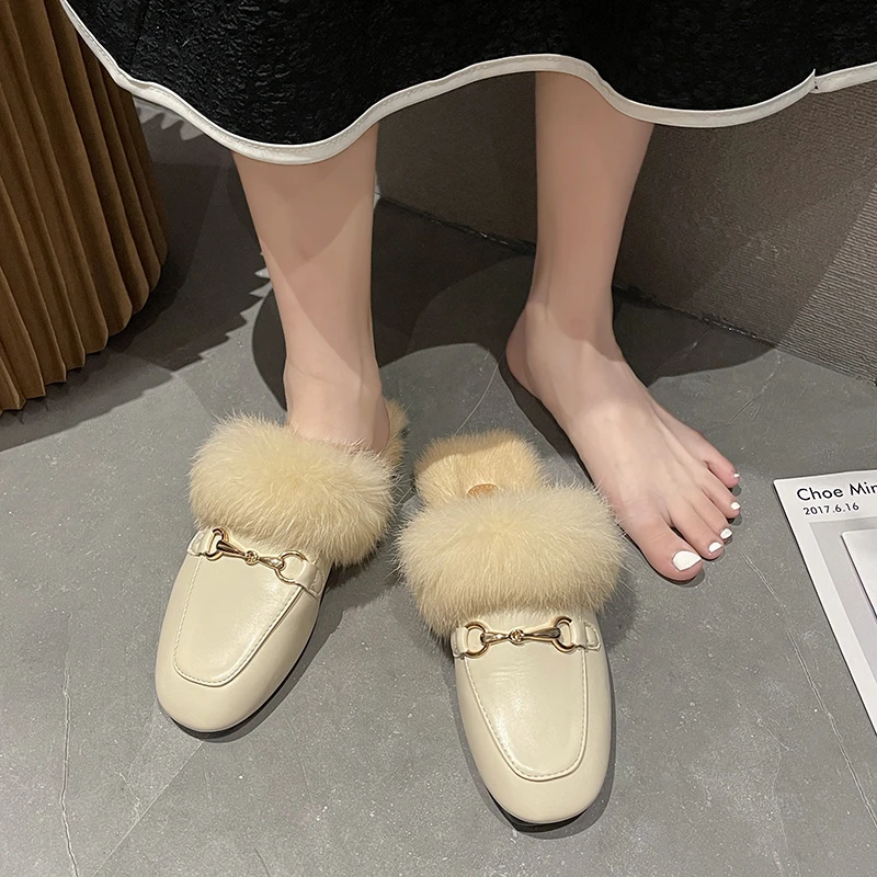 AutumnWinter New Metal Buckle Mules Women Shoes Real Fur Loafers Pregnant Shoes Women Furry Slides Fluffy Baotou Slippers