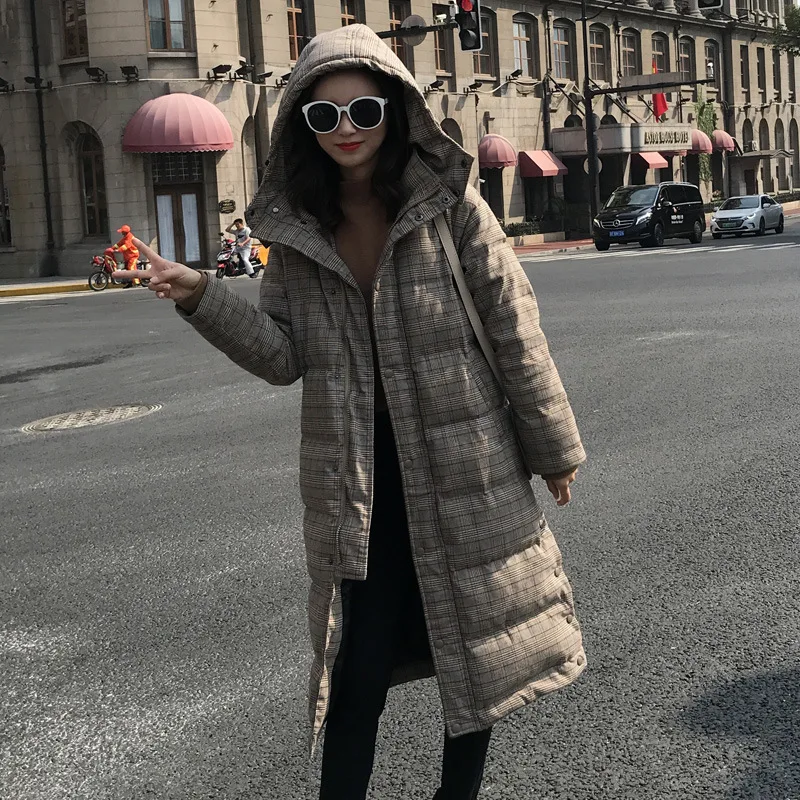 Photo Shoot Winter New Style Mid-length Slim Fit Fashion College Style Plaid Cotton Coat Students Thick Hooded Cotton-padde