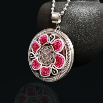 

Embroidery Round 999 Sterling Silver Retro Pendant Necklace Women Chakra Ethnic Luxury Jewelry Miao Silver Handmade Jewellery