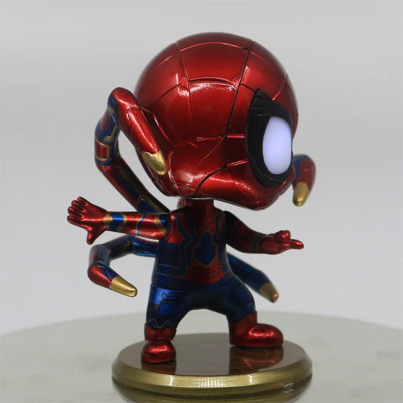 Marvel Hero Returns Ht Сияющий вращающийся автомобильный комплект для гаража с милым человеком-пауком, модель Cosbaby Decoration