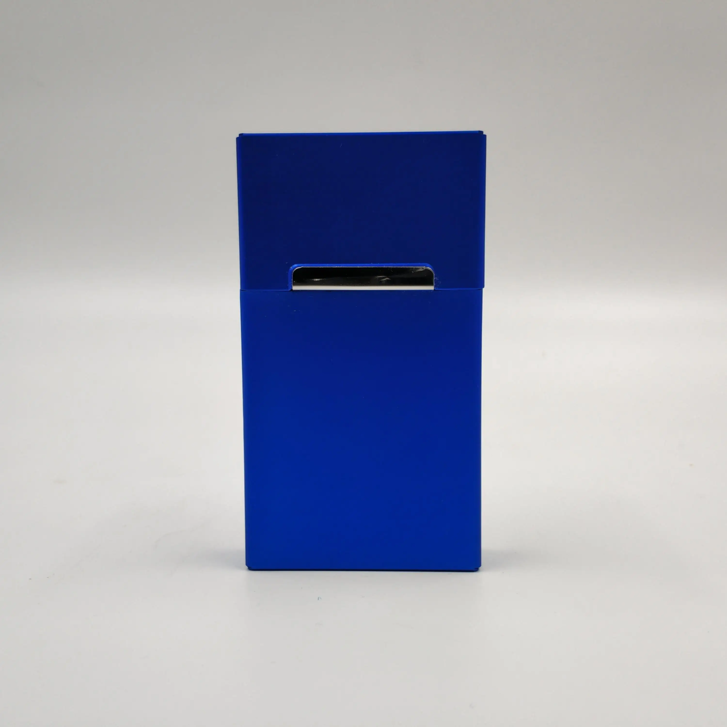 Тонкий алюминиевый сплав сплошной цвет стройная леди портативный откидная крышка Магнитный индукционный автоматический портсигар коробка - Цвет: Синий