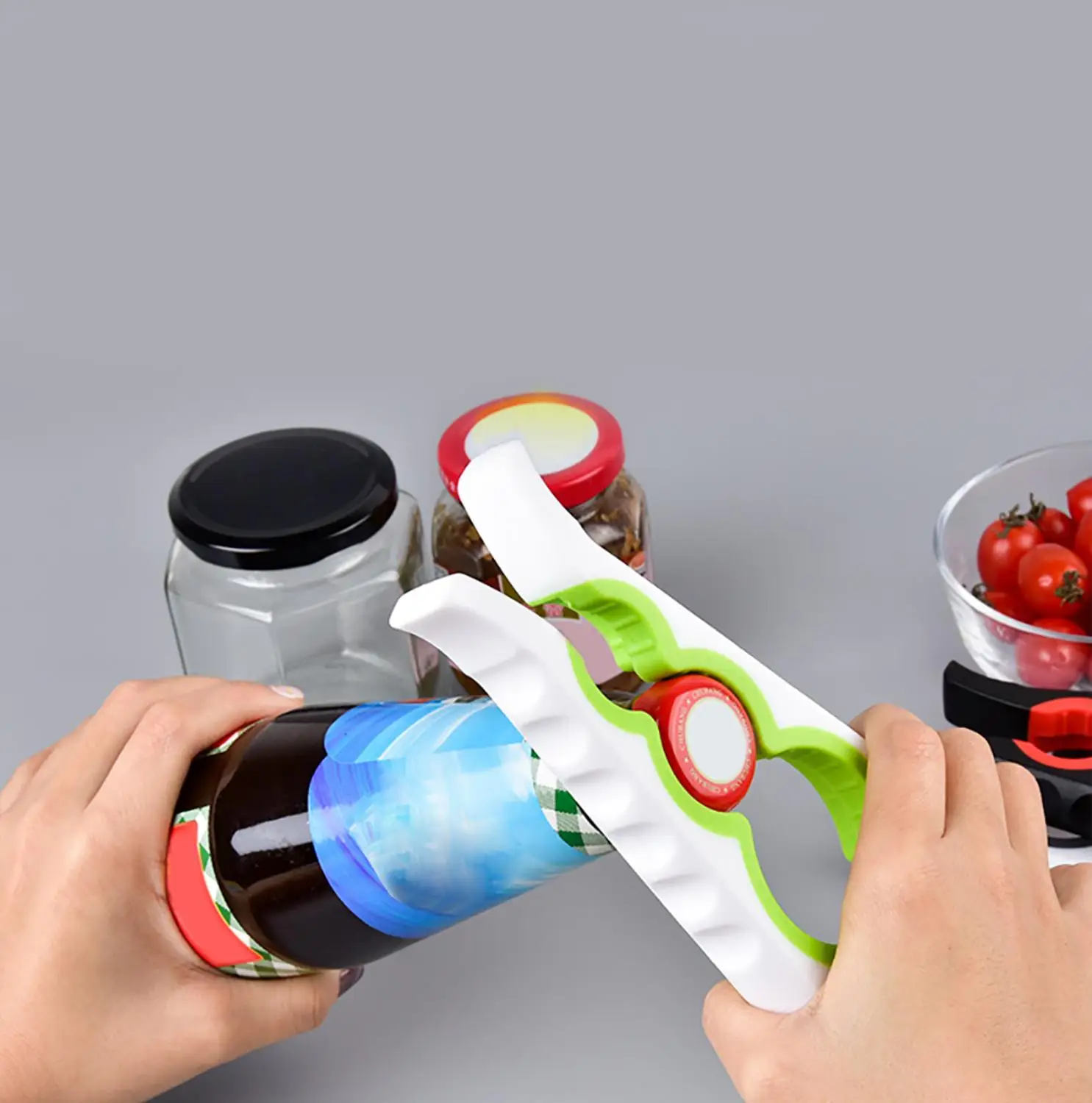 

4 in 1 Adjustable Beer Bottle Opener Multifunction Can Opener Rotating and Twisting Antiskid Handle Jar Opener Kitchen tools