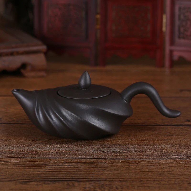 CHANSHOVA Chinese Kung Fu teapot handmade Yixing teapot tea set easy to bubble small pot ceramic teapot hand-drawn pot - Цвет: 1