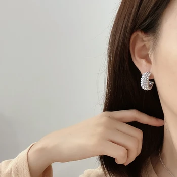 

S925 Sterling Silver Wide Pearl Stud Round Earrings For Women Geometric Fashion Jewelry Korean Hot Sell Stylish Wedding Gift