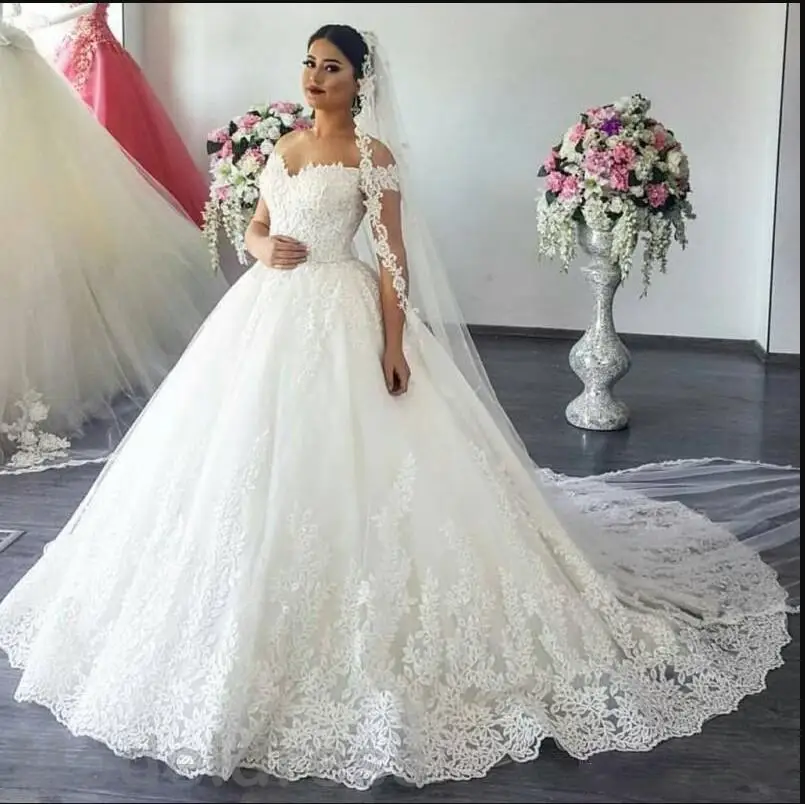 

Lace Wedding Dresses Off Shoulder Sweep Train Appliques Garden Chapel Bridal Gowns Plus Size Marriage Ladies Dress