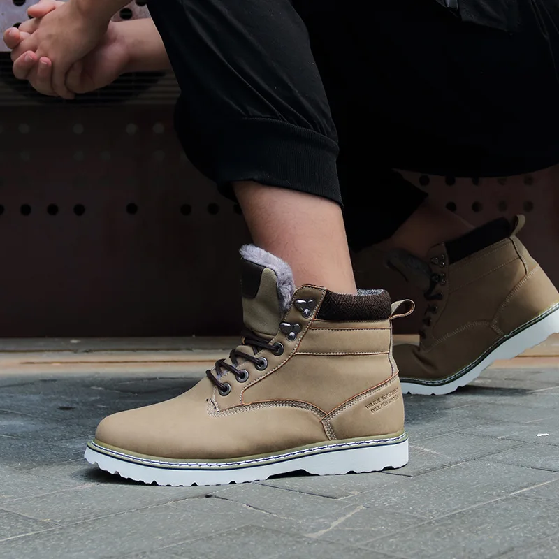 

Hot Selling Large Size Autumn And Winter Combat Boots Hight-top Men's Boots Outdoor Hiking Boots Desert Martin Boots Fashion